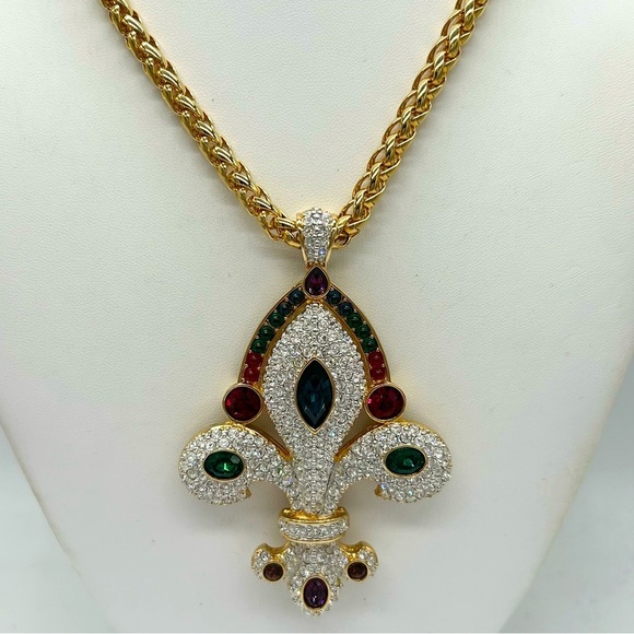 Swarovski Crystal Jeweler’s Collection Pave Fleur De Lis Pendant Necklace NWT